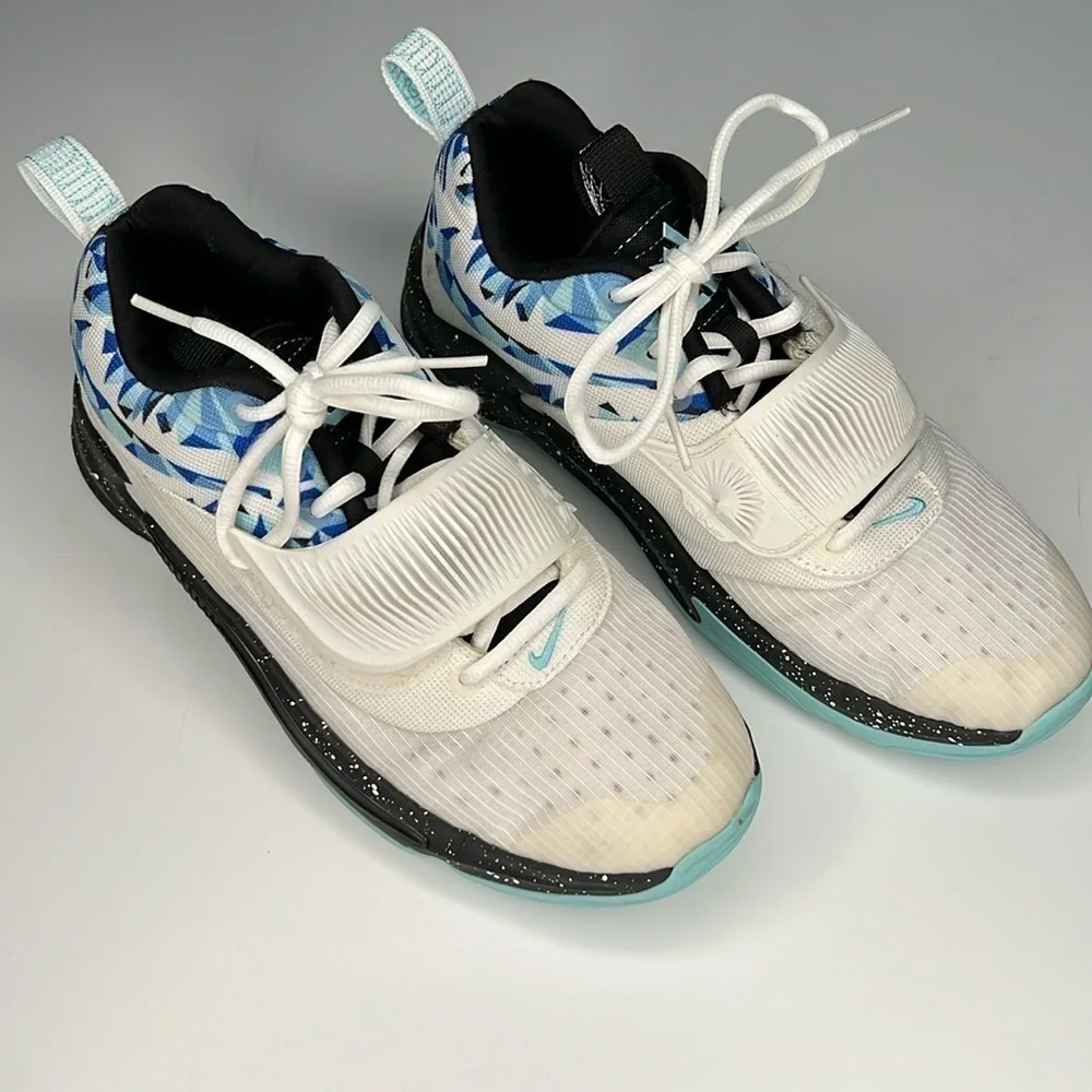 Nike Zoom Freak 3 GS 'Copa' Sneakers!